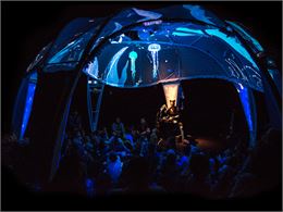 "UMI", spectacle 0-3 ans_Bonneville - Laurent Reyes