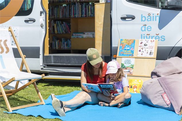 Après-midis jeux et présence du Bibliobus interculturel 