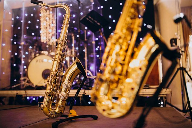 Les Nuits d'été : Sakina Abdou (Solo de saxophone)_Avressieux - Freepik