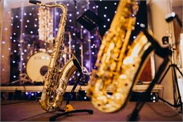 Les Nuits d'été : Sakina Abdou (Solo de saxophone)_Avressieux - Freepik