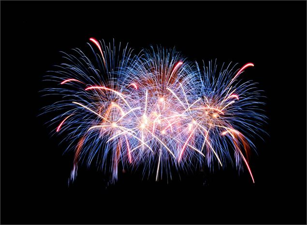 Feu d'artifice_Oncieu - Unsplash