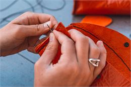 Atelier travail du cuir - Corbier Tourisme