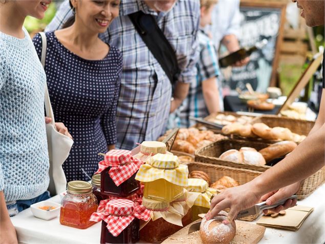 Marché nocturne des producteurs_Morillon