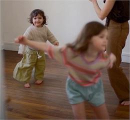 Atelier Danse créative et expressive pour Enfants_Les Carroz-d'Arâches