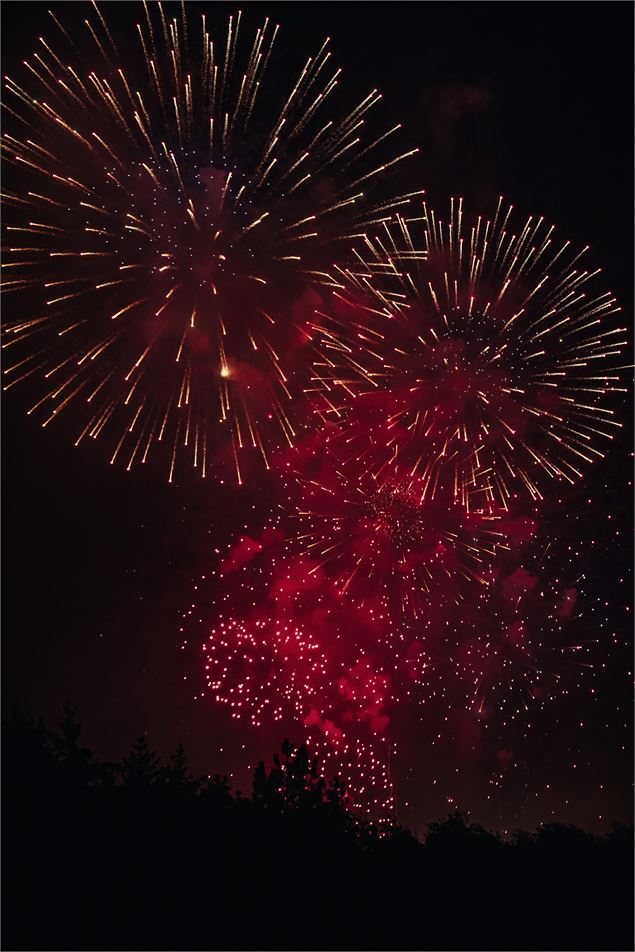 Feu d'artifice et bal à Valgelon - La Rochette_Valgelon-La Rochette - Benjamin Chambon