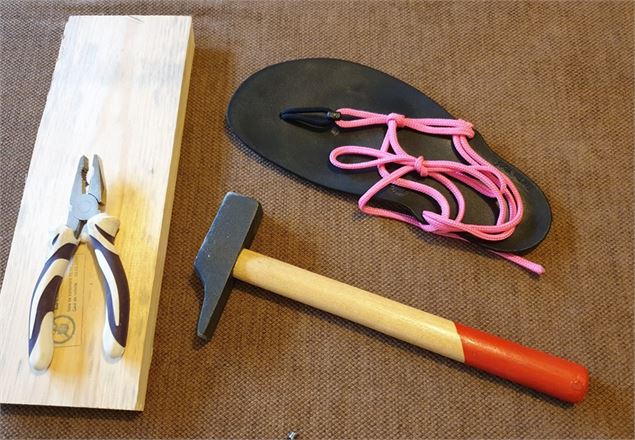 Atelier fabrication de sandales Huaraches - TPL