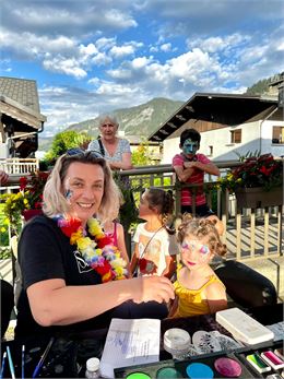Maquillage avec la fée Cindy à Praz sur Arly - Office de tourisme de Praz sur Arly