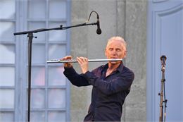 CONCERT - guy