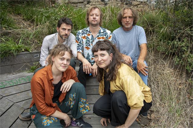 Eve Risser - Ensemble Ensemble