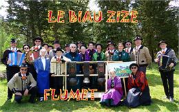 Pot animé avec le Groupe Folklorique le Biau Zizé_La Giettaz