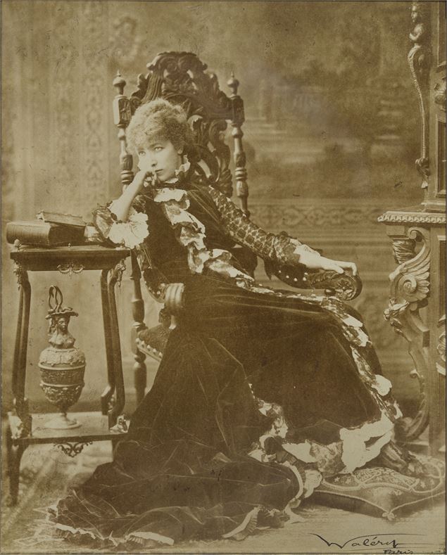 Sarah Bernhardt dans l'Etrangère, 1876 - Coll. Pierre-André Hélène