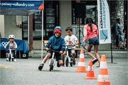 Course de draisiennes pour les tout petits !_Peisey-Vallandry