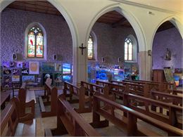 Église Saint-Julien : Exposition de peinture_Chaleins