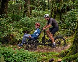 Présentation des vélos adaptés et fauteuils tout terrain_Morillon