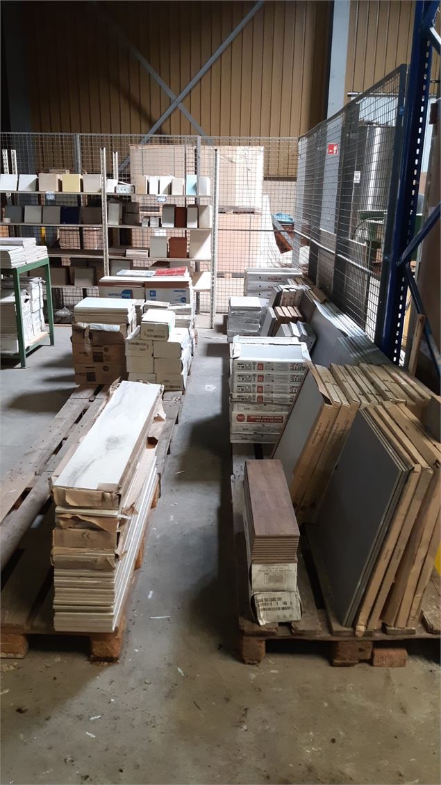Visite de la matériauthèque enfin ! réemploi