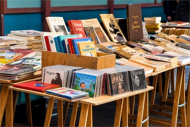 Vente d'objets culturels_Valserhône - Média'Vals