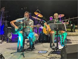Concert - Reprises acoustiques  - FoodTruck Chez Véronique_Passy