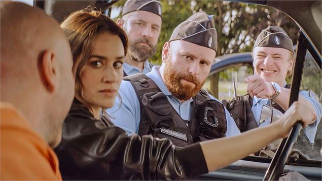 les gendarmes - allociné