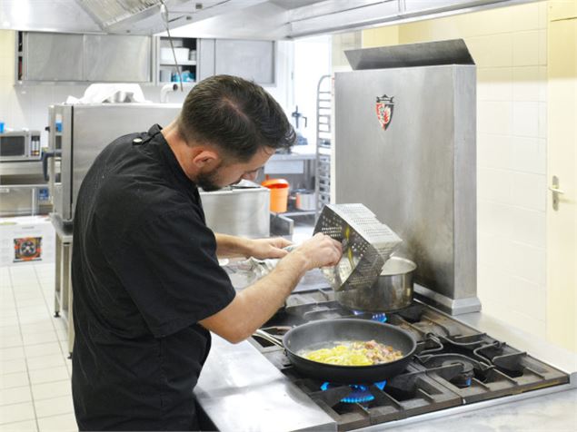 Atelier cuisine au restaurant Les Epicurieux_Culoz-Béon - Les Epucurieux