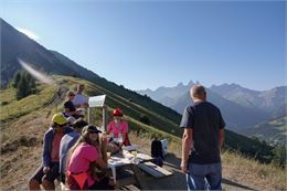 Petit déjeuner face aux Aiguilles