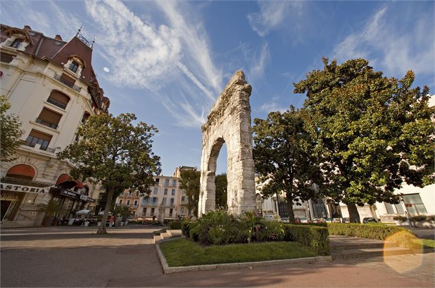 visiteguideegroupeaixpatrimoineaixlesbainsrivieradesalpes