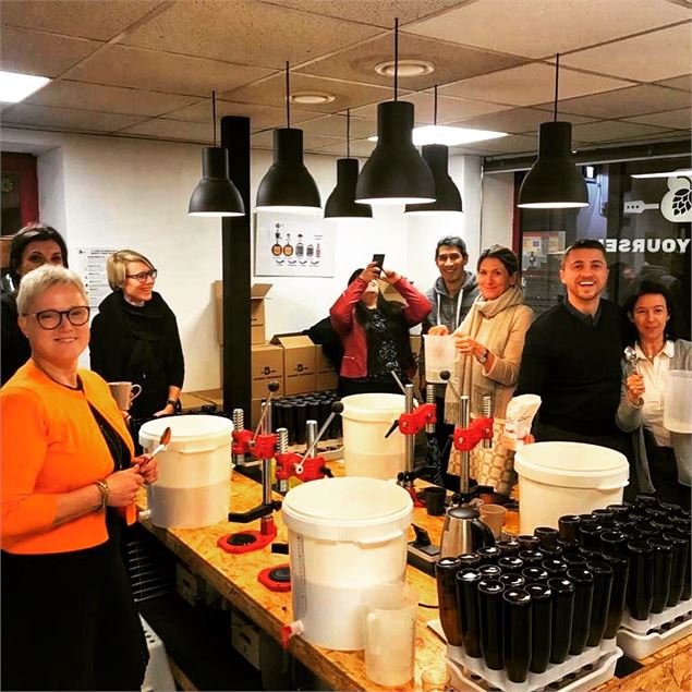 Photo d'un atelier d'entreprise - Bière Yourself