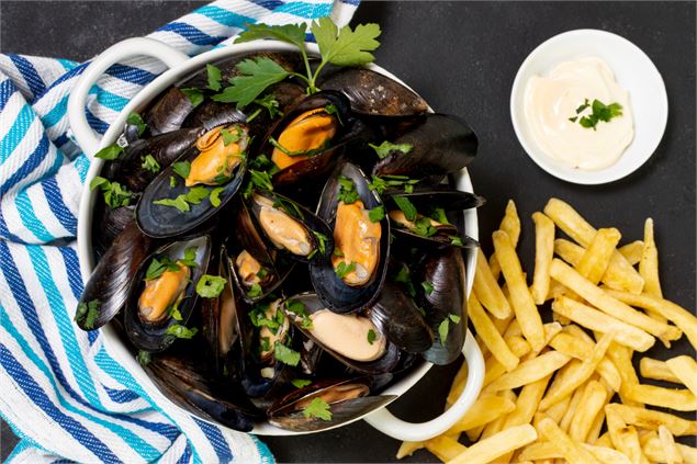 Soirée dansante avec moules frites