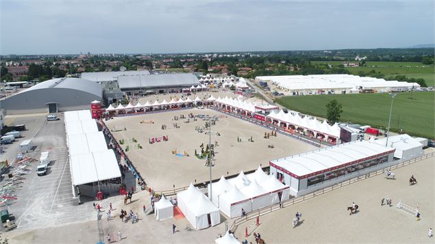 DJI_0041 - Bourg Sports Equestres