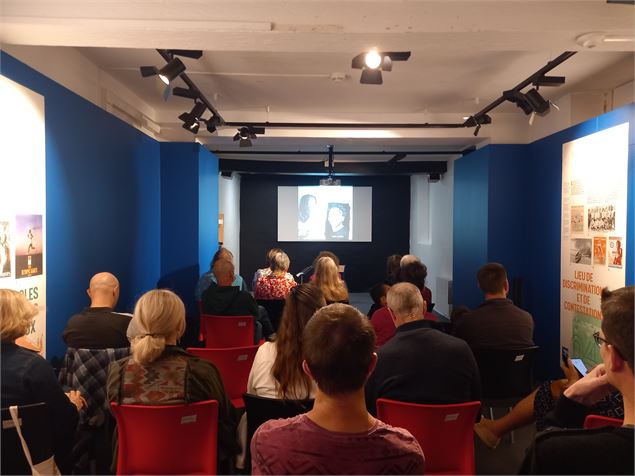 Salle cinéma du musée de la Résistance et de la Déportation - Atelier des archives