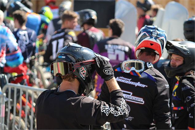 XFry Downhill - OT Manigod