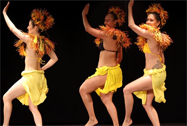 Extravadanza! 4e Ed Troupe Mahaora - Asso. Akhtar