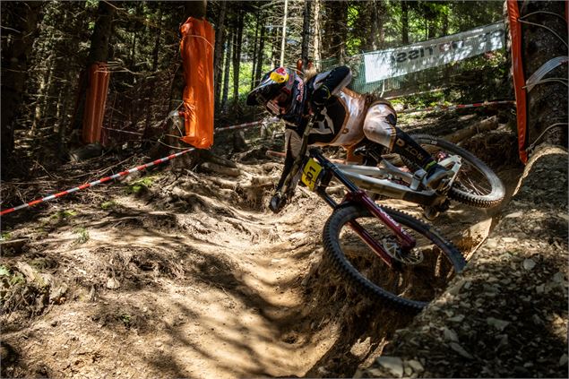 Opening Red Bull Downtime_Champéry