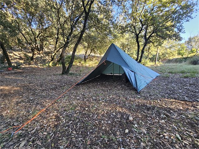 Tarp pour bivouac - C. Esbri