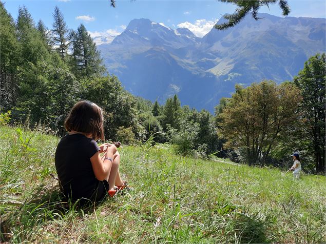 Parfum et boule puante - La Rosière Tourisme