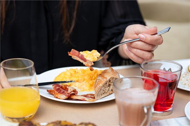 Brunch du dimanche à La Rotonde Aix-les-Bains - Noémie Gervais