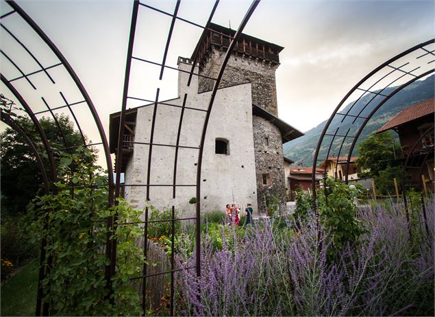 Jardin & Tour Montmayeur - La Plagne Vallée