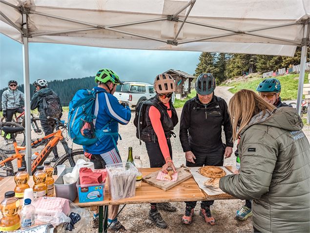 Rando VTT gourmande - OT Manigod / M.Sauvage