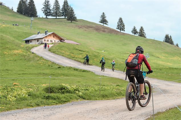 Rando VTT gourmande - OT Manigod / M.Sauvage