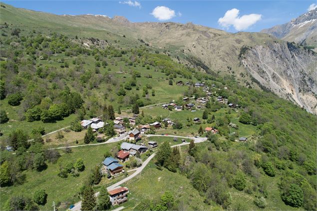 Village de Montdenis - OTI MONTAGNICIMES