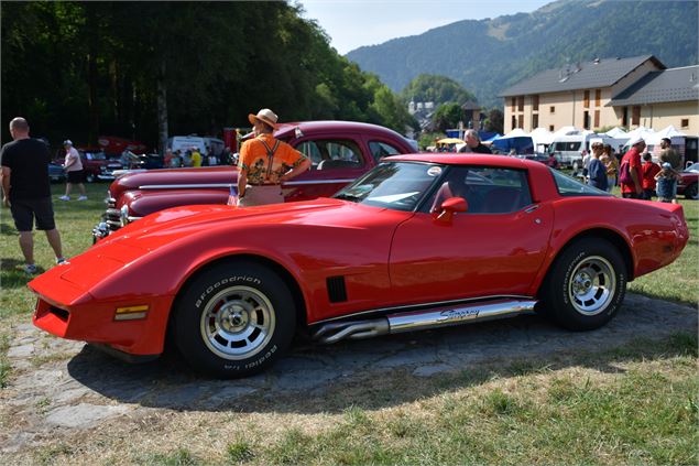 Voiture américaine - Comité des fêtes du Châtelard