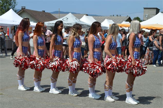 Pom-Pom Girls - Comité des fêtes du Châtelard