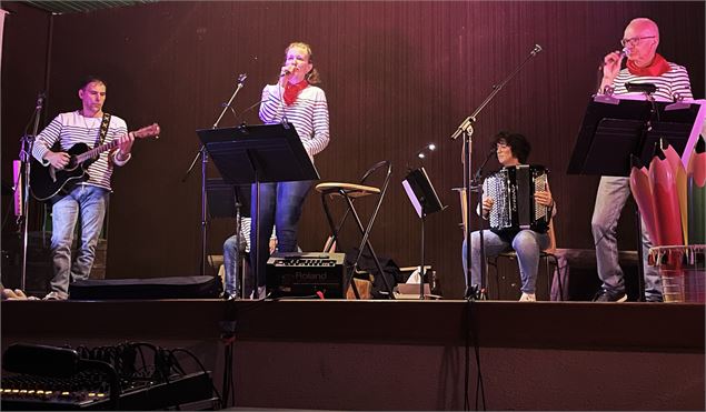 Concert avec le Groupe 