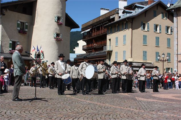 orchestre_vue_mairie_dq
