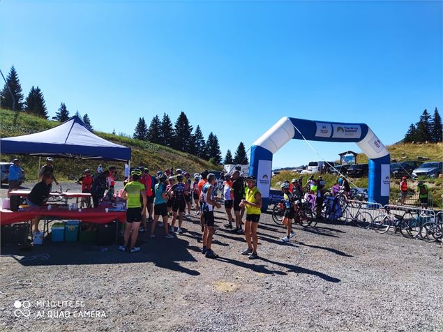 Adopte un col - 2022 - Praz de Lys Sommand Tourisme