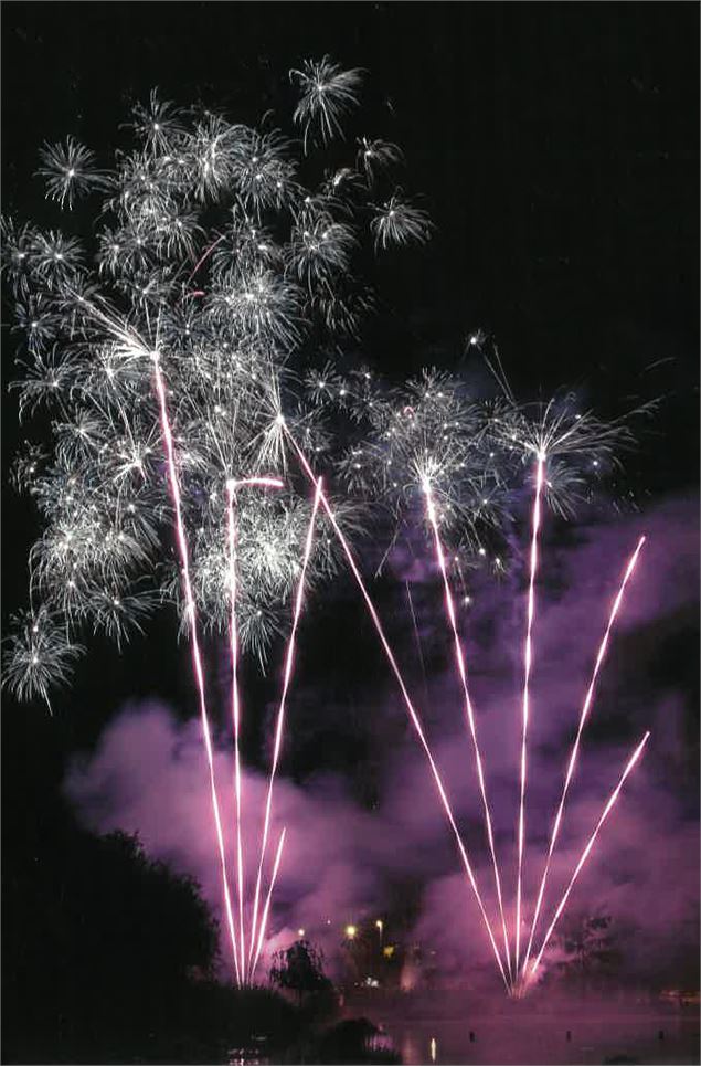 Feu d'artifice - Mairie Challes-les-Eaux