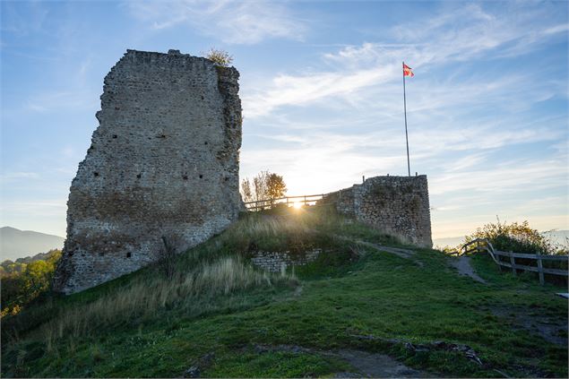 Enigmes aux Châteaux - Destination Léman - C.Vuillequez