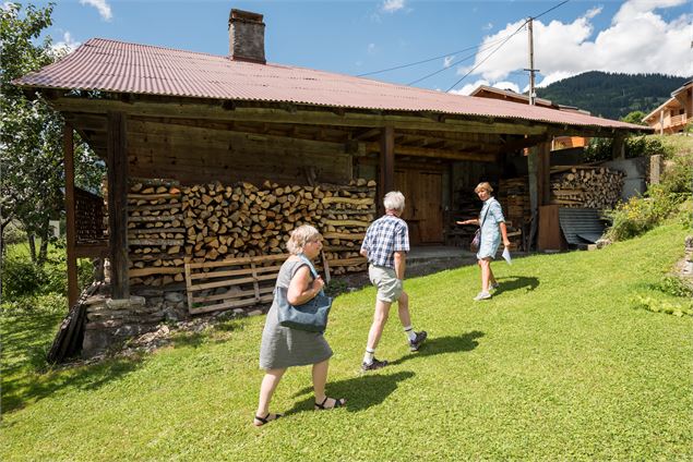 Visite guidée, habitat traditionnel - Y.Tisseyre/CCPEVA