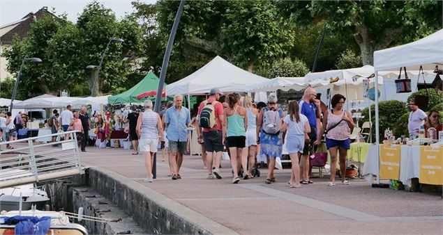 marchenocturneaixlesbainsrivieradesalpes - Office de Tourisme du Bourget-du-Lac / Mont du Chat