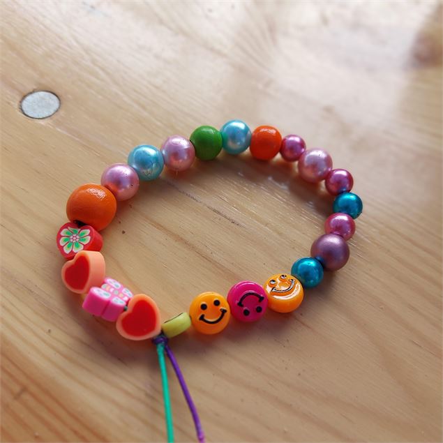 Atelier bracelet personnalisé_Les Gets - Martine Marzi