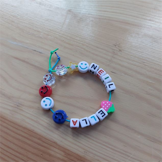 Atelier bracelet personnalisé_Les Gets - Martine Marzi